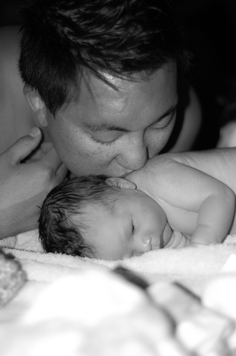 Daddy smooches Daddy smooches